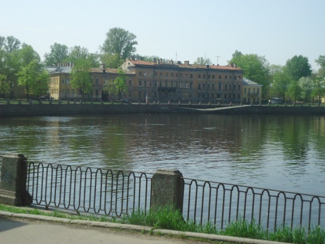 По рекам и каналам Петербурга