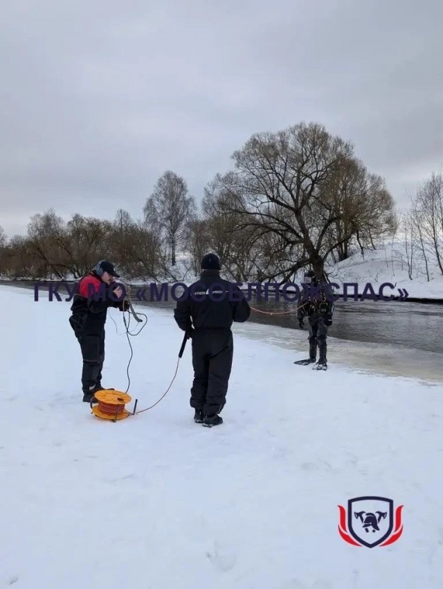 Три ребенка бесследно пропали в российском регионе, их ищут почти сутки: дети могли утонуть