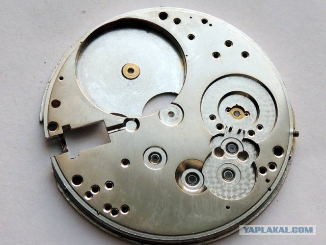 Делаем новые часы со старинным механизмом