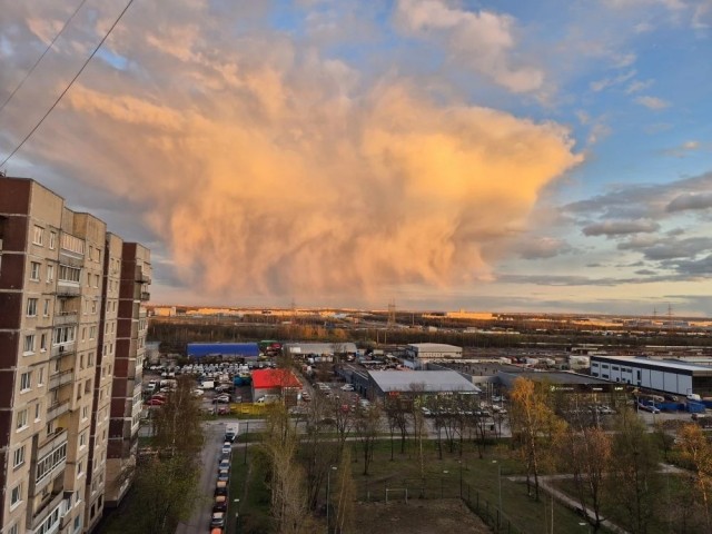 Небо в Питере сегодня