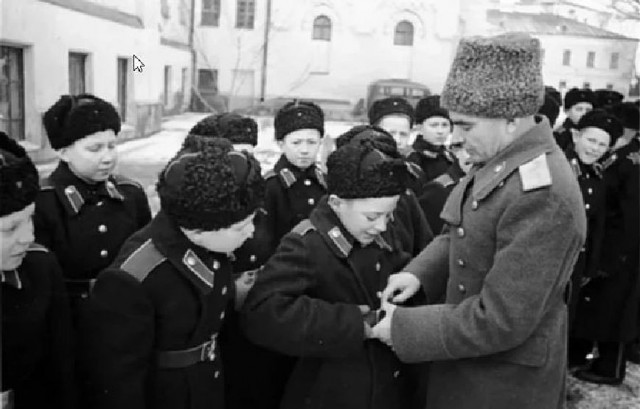 Разрешите доложить !