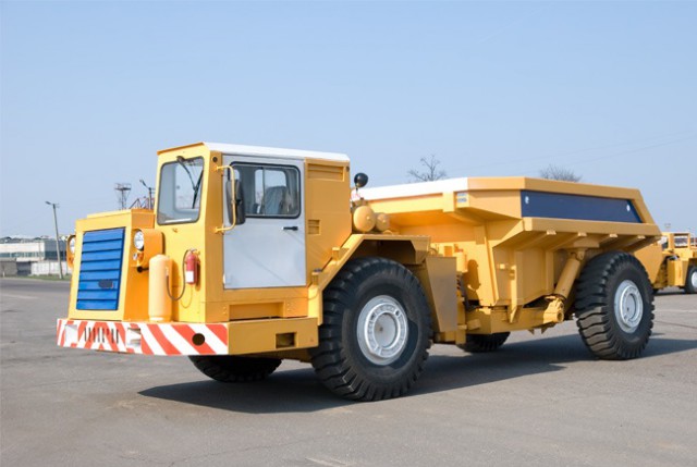 Игра на ЯПе: Угадай АВТО-9