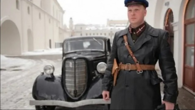 Двое сотрудников Центрального банка России задержаны за махинации с ветхими купюрами