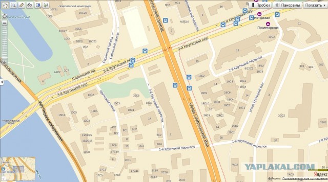 Заброшенная древняя улица в центре Москвы