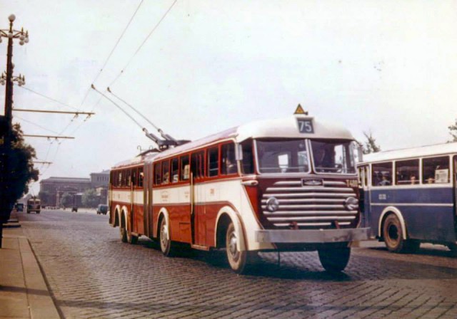Игра на ЯПе: Угадай АВТО-9