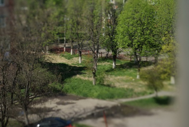 А что у вас за окном?