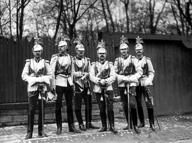 История в фотографиях