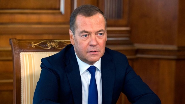Медведев призвал «уничтожать как крыс» украинских диверсантов