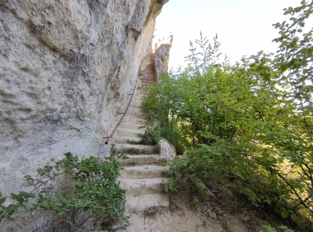Пещерный город Чуфут-Кале, Крым