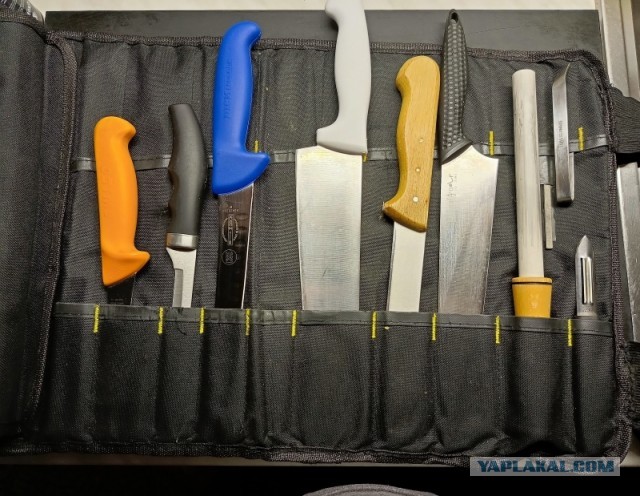 Кто чем на кухне орудует?