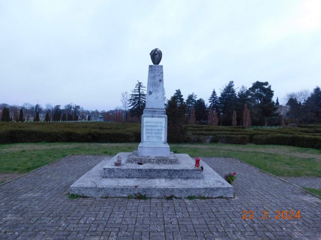 Офицерское кладбище Сов. Армии