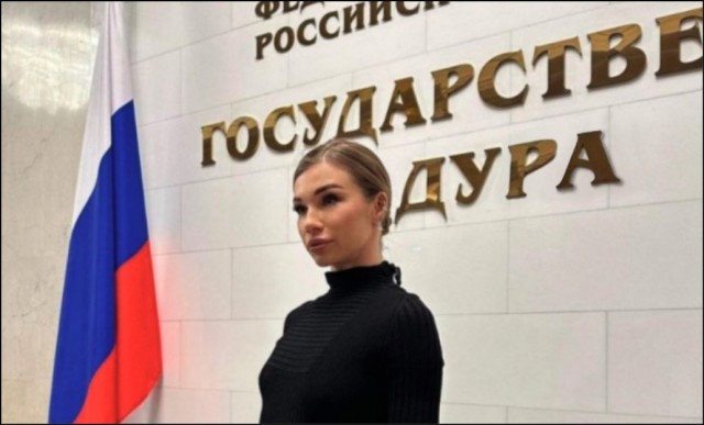 - Анастасия, а Вы за какие ценности?- За традиционные!
