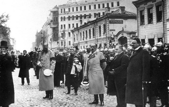 Коллекция редких старых фотографий Петербурга