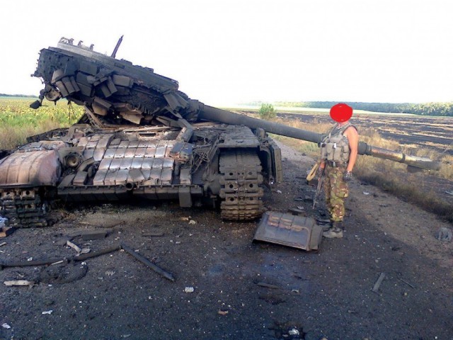 Бронетанковый апокалипсис. Подбитые танки вооружённых сил Новороссии