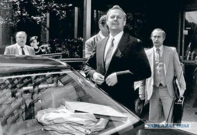 Проханов: Путин может стать основателем монархической династии.