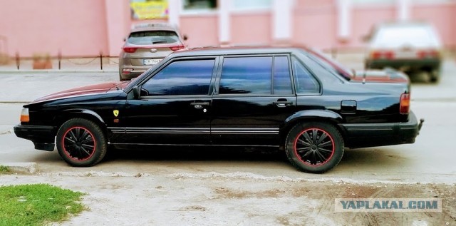Самые роскошные автомобили 1990-х годов