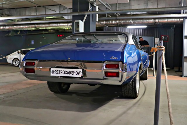 Retro Car Show. Картинки с выставки