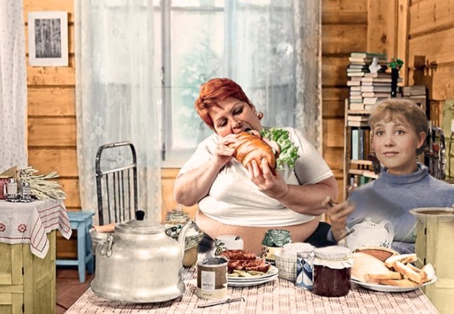 Фотожаба - настало время заморить червячка. Без иишницы
