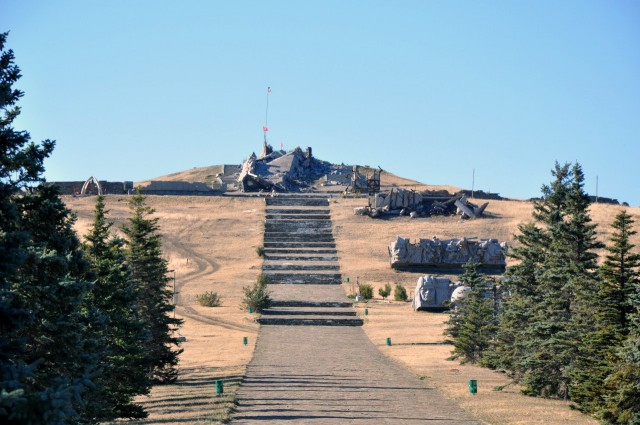 Один день на Саур-могиле
