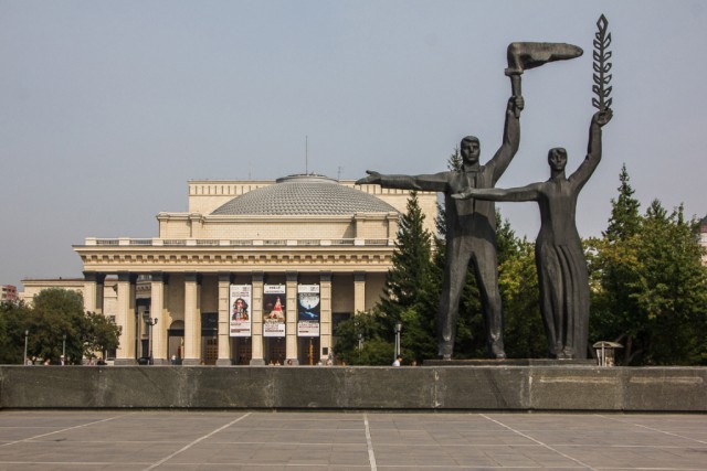 Москва-Алтай-Новосибирск-Москва. Приключения маленькой московской блондинки.