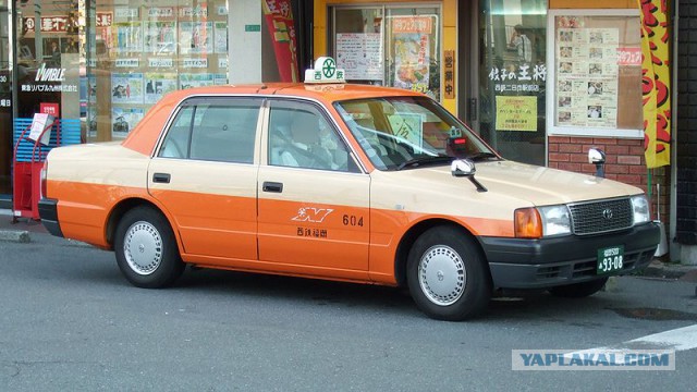 Toyota Crown 1972 года вернули к жизни после 25 лет заточения