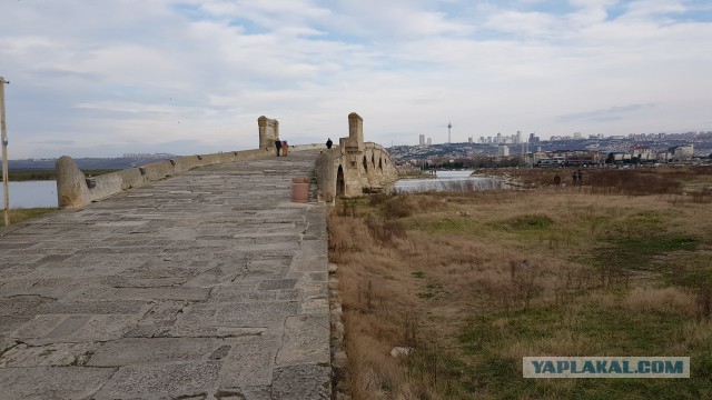 Турция заменила русские корни Роксоланы украинскими на стенде у ее гробницы