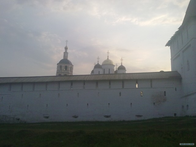 Храмы Боровска (130 фото)