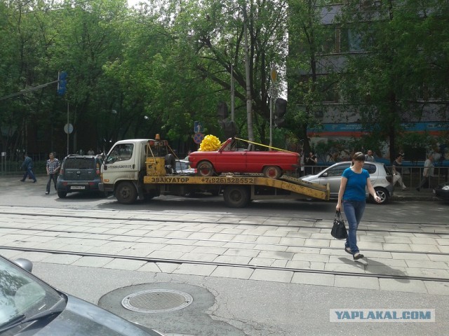 Красный кабриолет в подарок