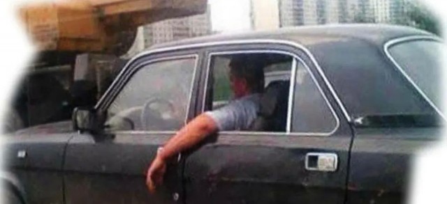 Экономия на поворотниках в BMW