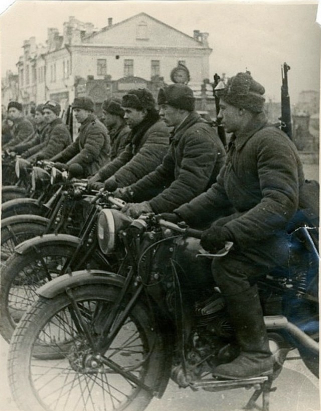 Великая Отечественная в фотографиях - 23