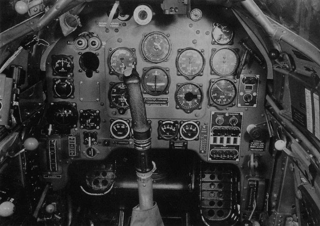 Редкий кадр! Гибель пикирующего бомбардировщика Ju-87