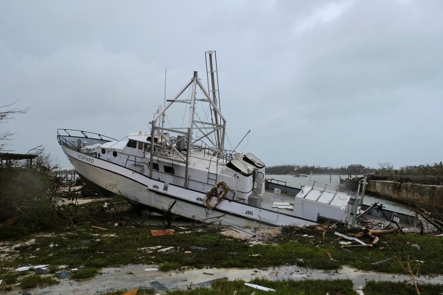 Масштабы разрушительного урагана "Дориан", обрушившегося на Багамы