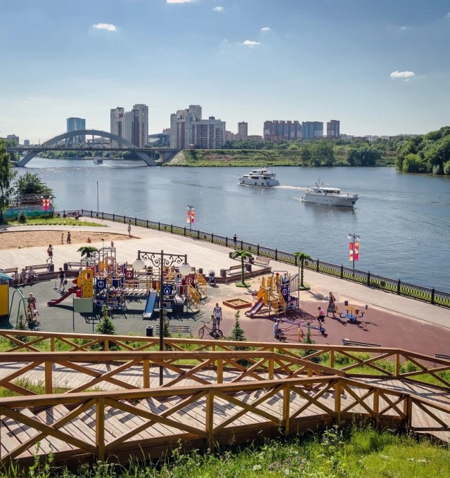 Пляжная недвижимость в Химках или смелое дизайнерское решение