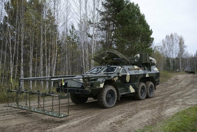 На учениях МБР «Ярс» впервые применили СВЧ-пушку