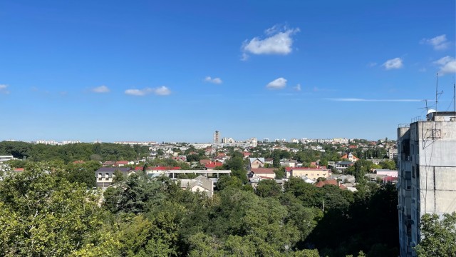 А какой у тебя вид из окна?
