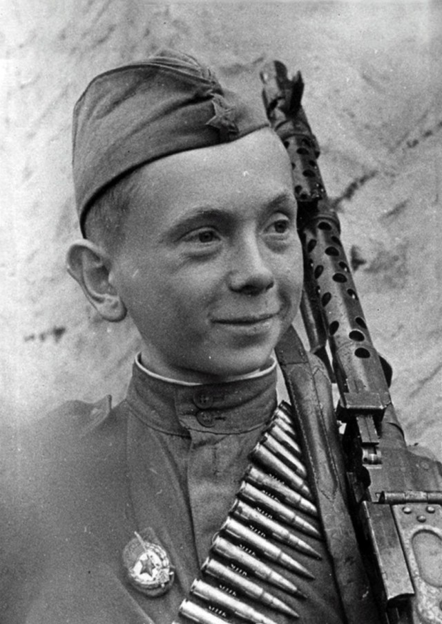 Немного истории в фото от 26.04.2023