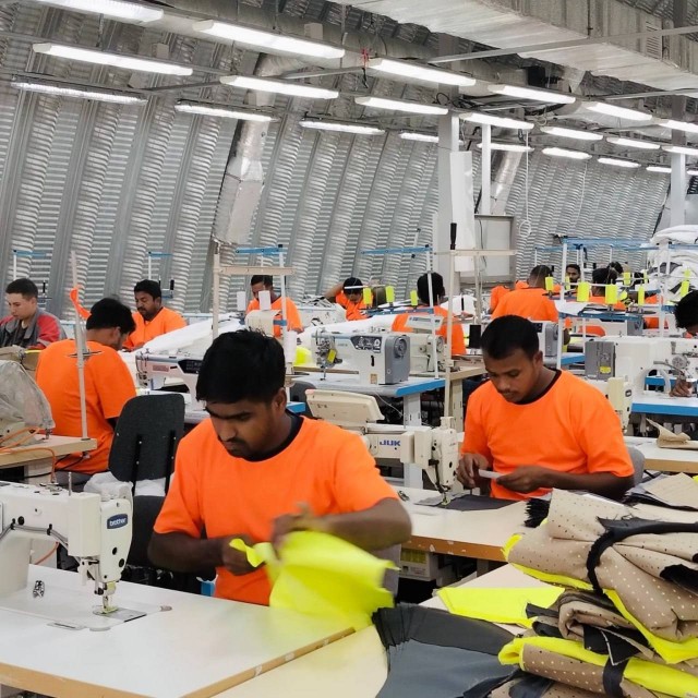 Башкортостан: на учалинской швейной фабрике начали работать индийские специалисты