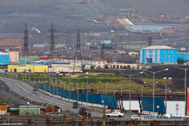 За Полярным кругом. Норильск. Тундра.