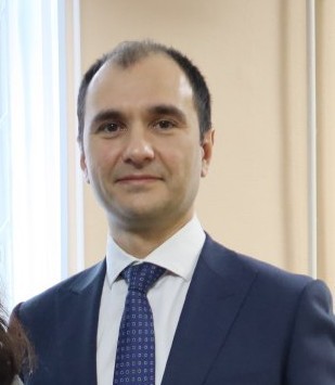 Судью, который присудил  Фатхулле Исхакову 31 млн рублей компенсации, досрочно лишили полномочий