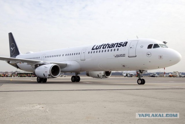 Airbus A321 авиакомпании Lufthansa 10 минут летел без управления