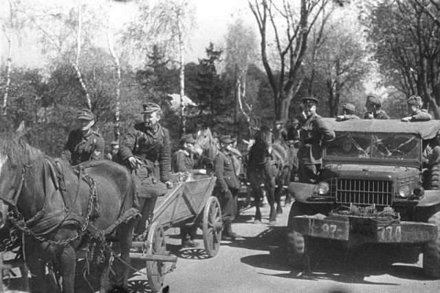 Великая Отечественная в фотографиях-9