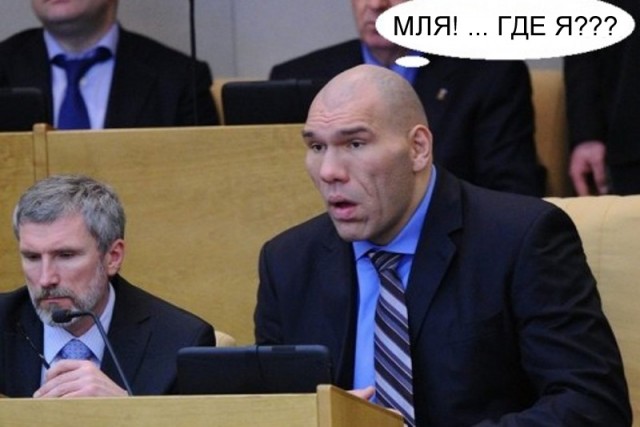 Захожу я значит в лифт.. а там