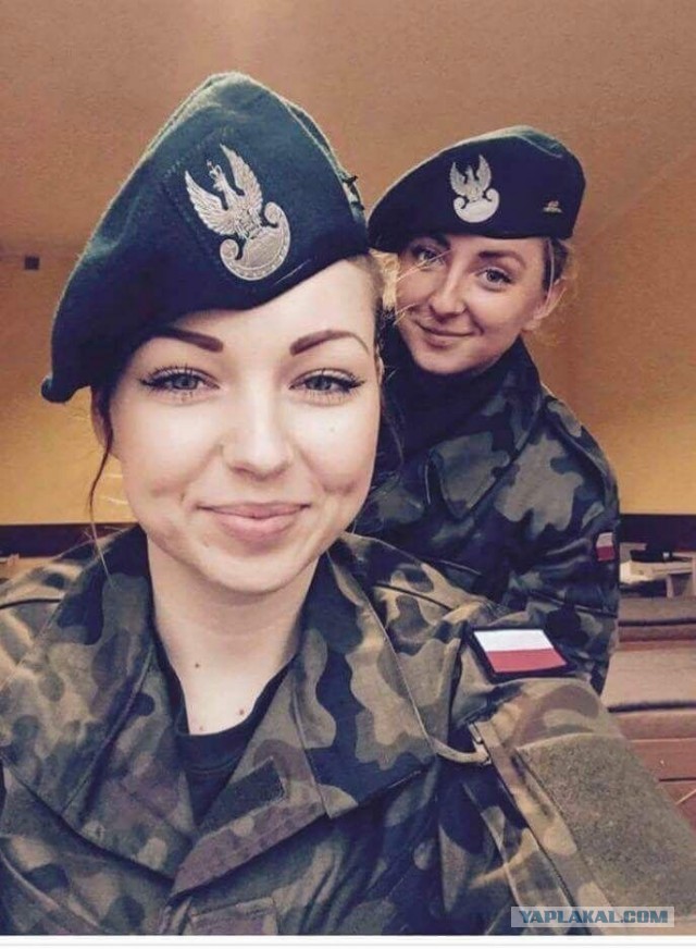 Барышни из войска польского