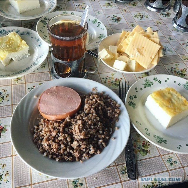 Обычный завтрак в СССР.