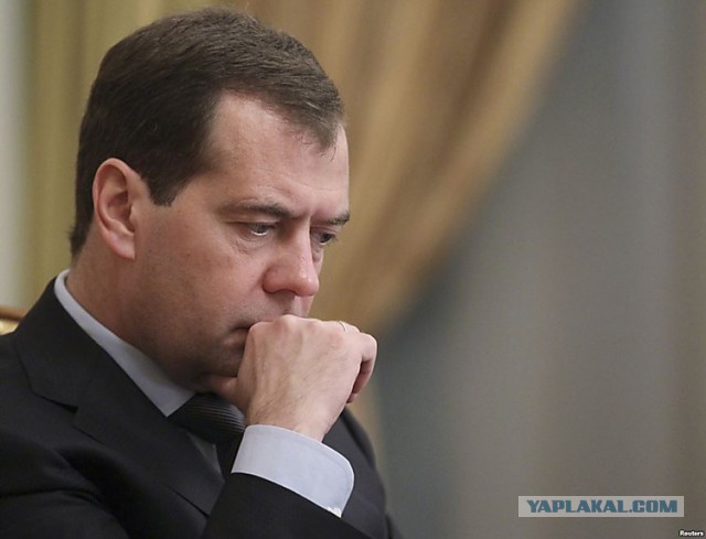«Единая Россия» столкнулась с резким падением рейтингов