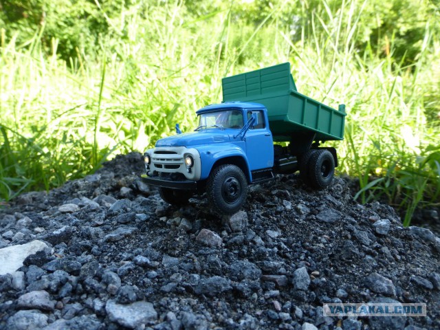Модель ЗИЛ130 на р\у в масштабе 1:43