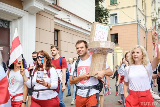 В 14-00 в Минске начнется марш несогласных с итогами выборов