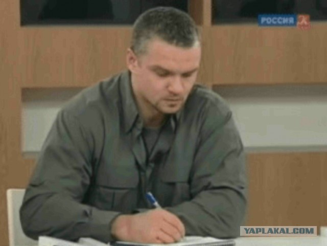В Уфе жена зверски избила голую любовницу, которую застала с мужем дома в постели
