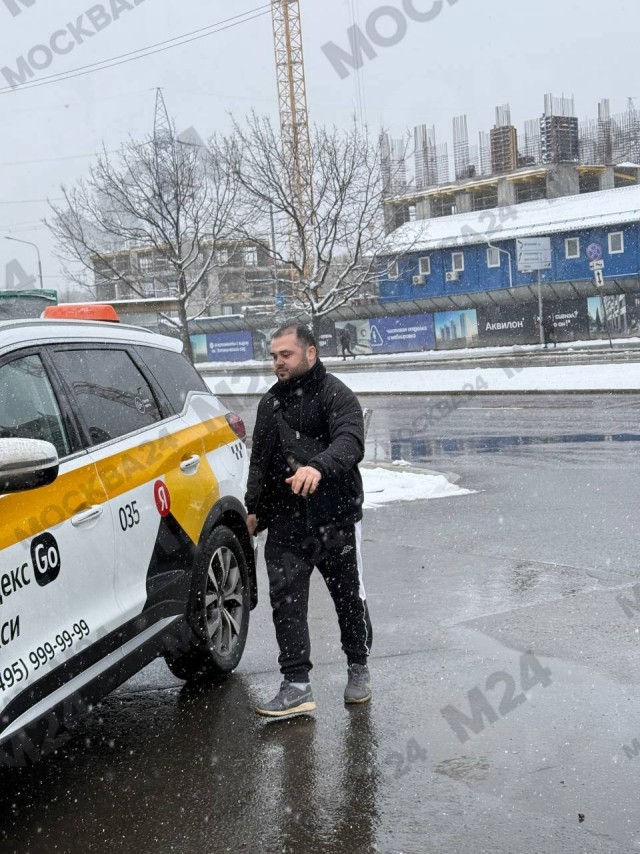 «Закрой свой рот! Не провоцируй меня, чтобы я жестче не начал разговаривать»