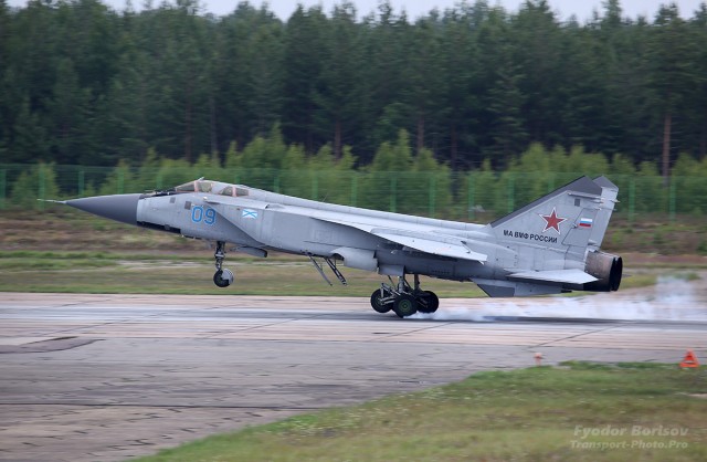 МиГ-31. Самому быстрому - 50!